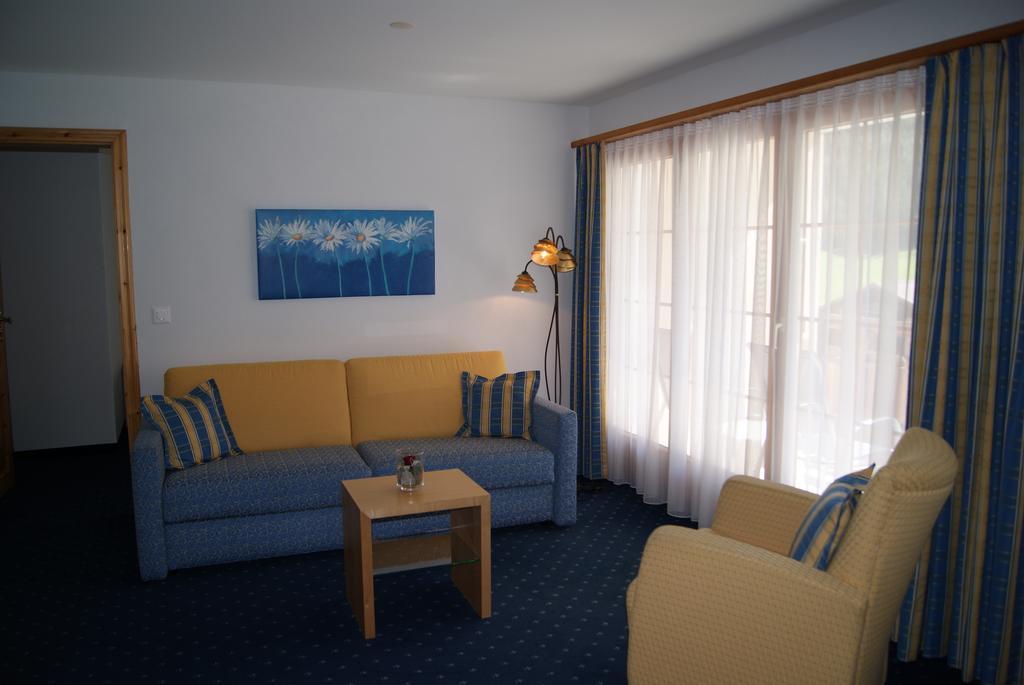 Ferienwohnungen Hotel Allegra Цуоц Экстерьер фото