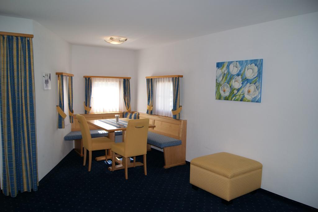 Ferienwohnungen Hotel Allegra Цуоц Экстерьер фото