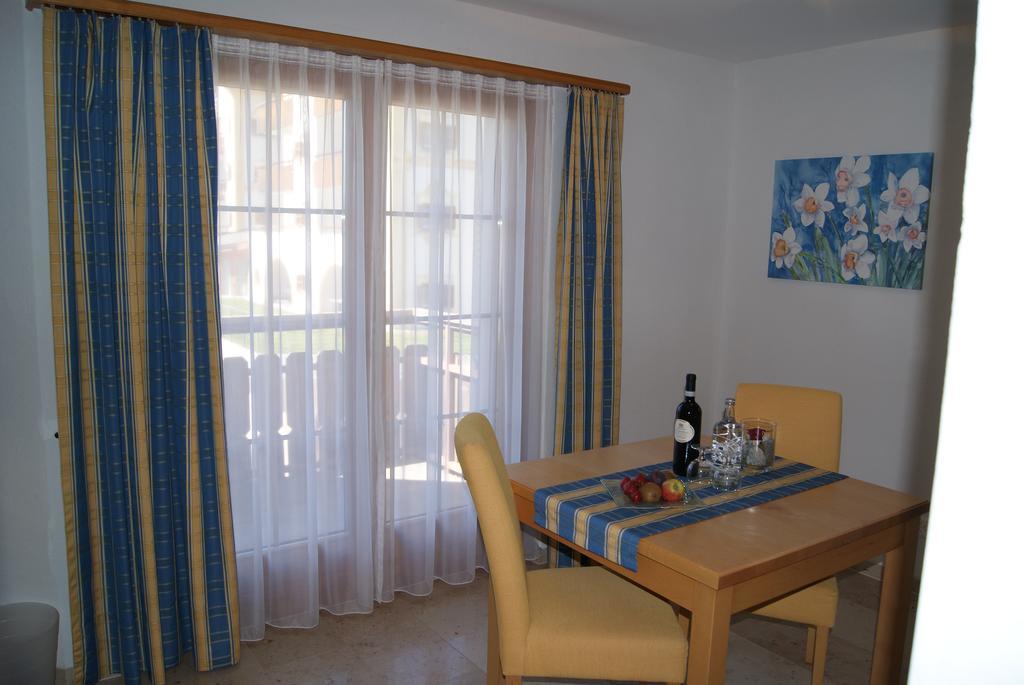 Ferienwohnungen Hotel Allegra Цуоц Экстерьер фото