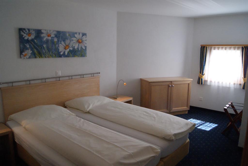 Ferienwohnungen Hotel Allegra Цуоц Экстерьер фото